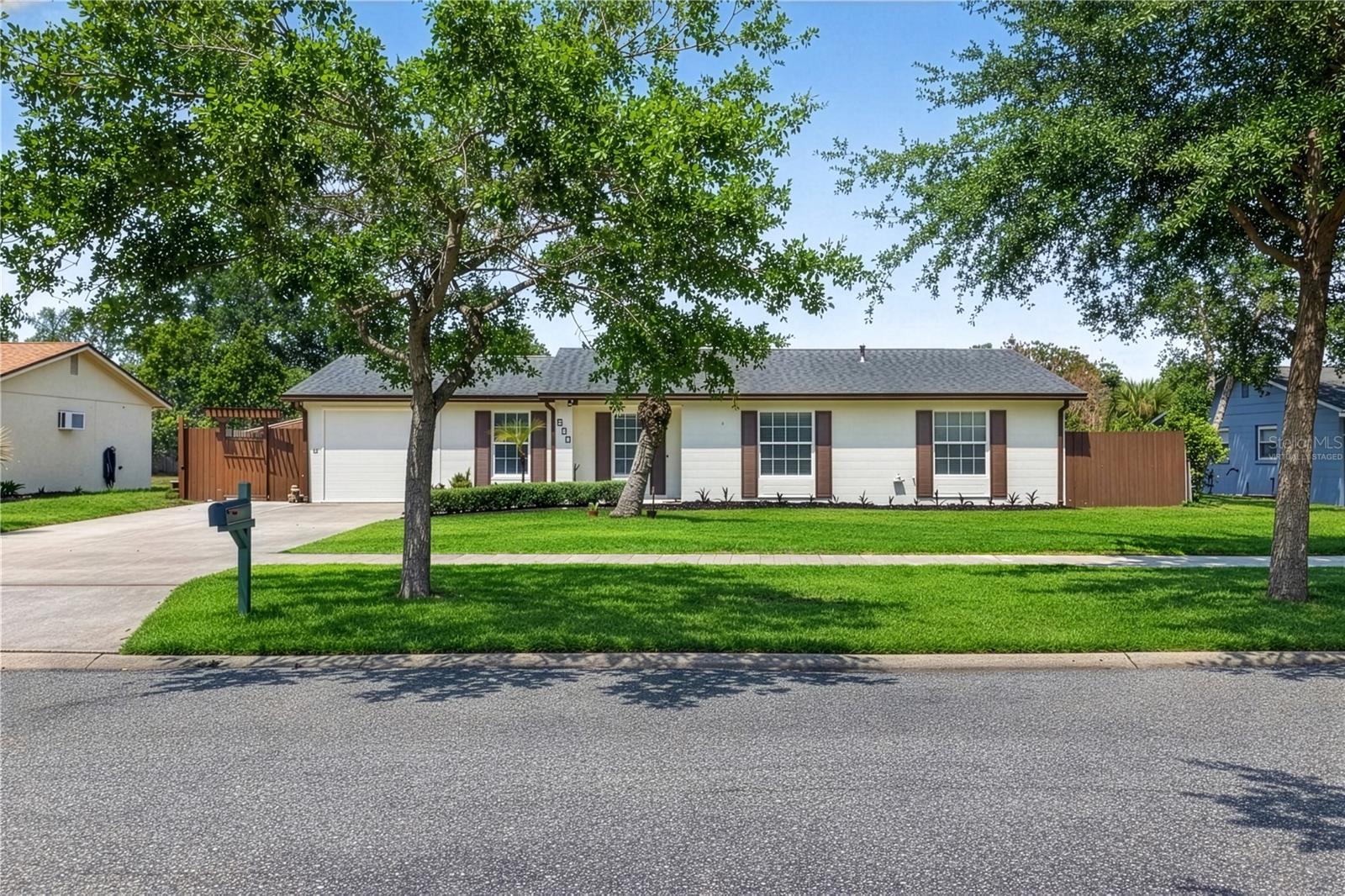 526 E GRANDVIEW WAY, CASSELBERRY, FL, 32707