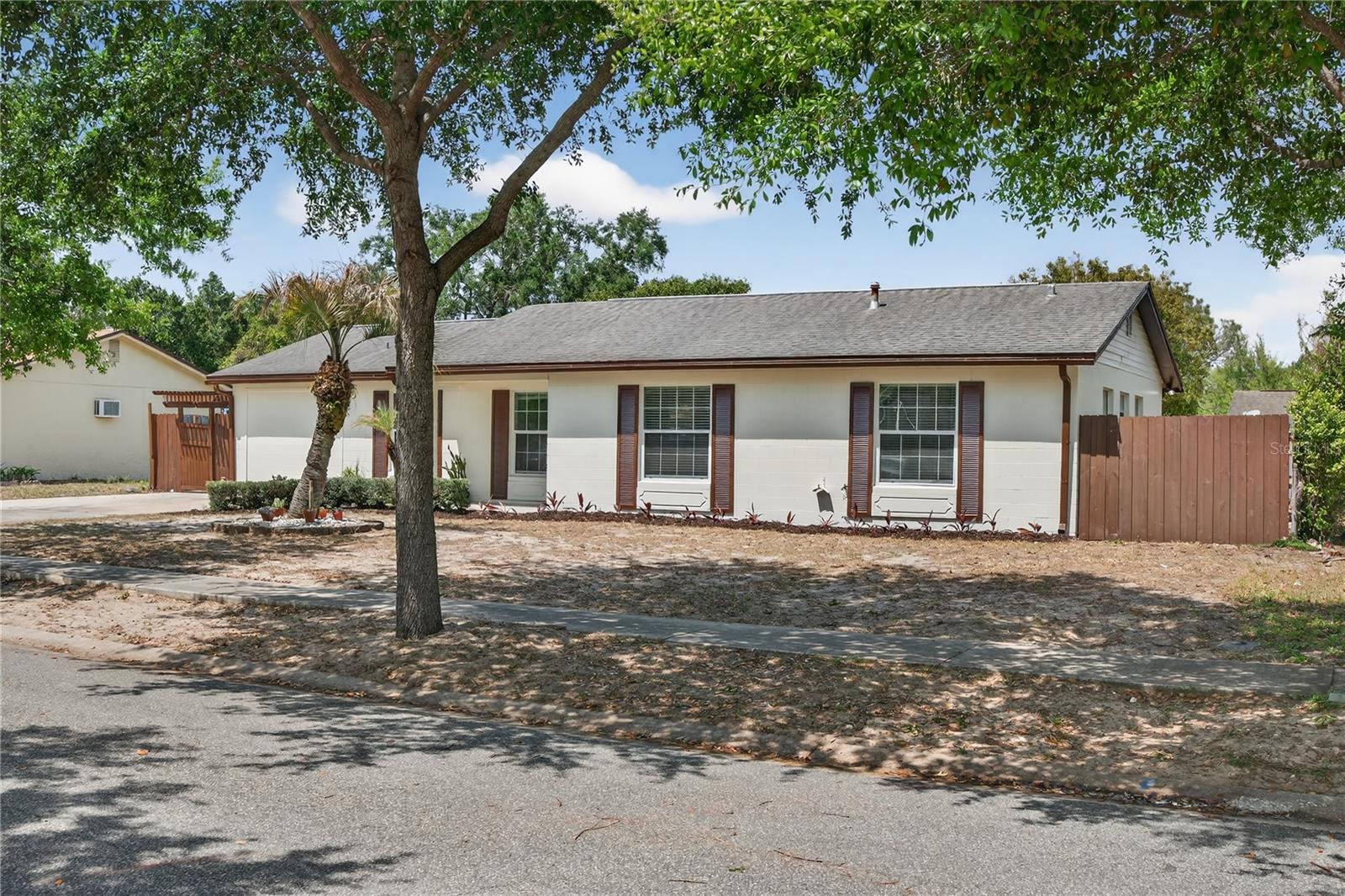 526 E GRANDVIEW WAY, CASSELBERRY, FL, 32707