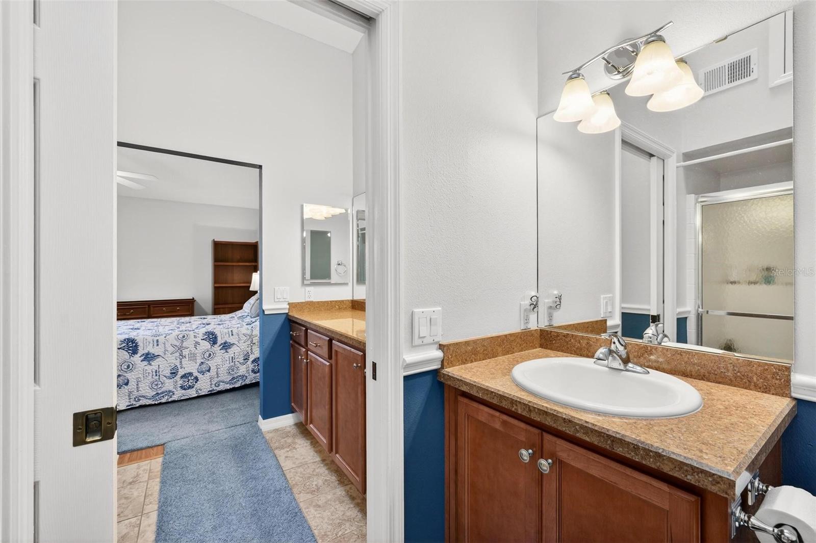 26627 RACQUET CIR, LEESBURG, FL, 34748