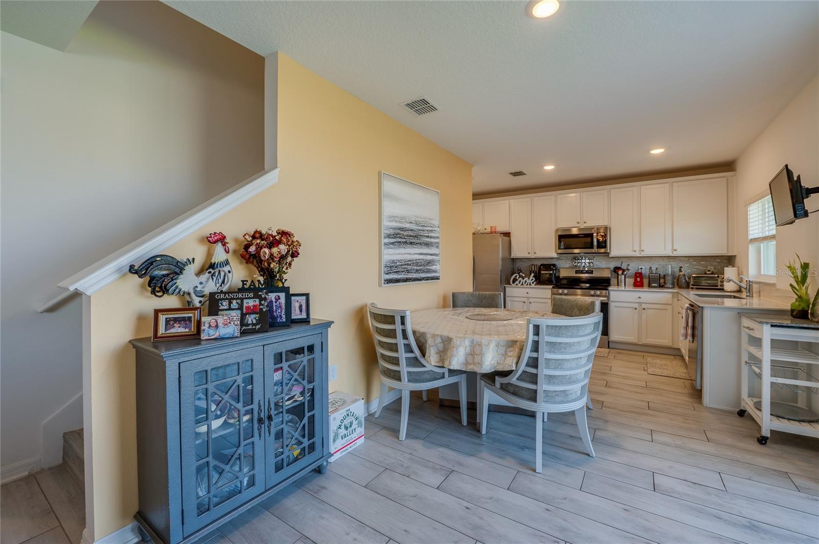 3986 WILLOWBROOK DR, EDGEWATER, FL, 32141