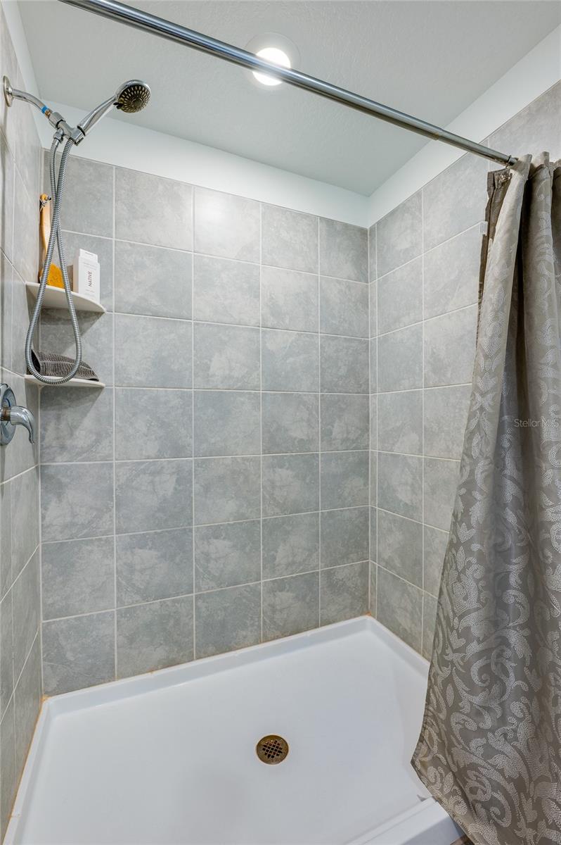 3986 WILLOWBROOK DR, EDGEWATER, FL, 32141