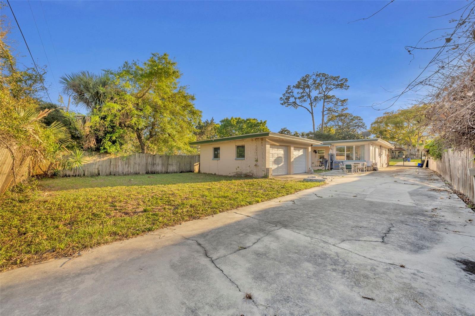 715 ALCAZAR AVE, ORMOND BEACH, FL, 32174