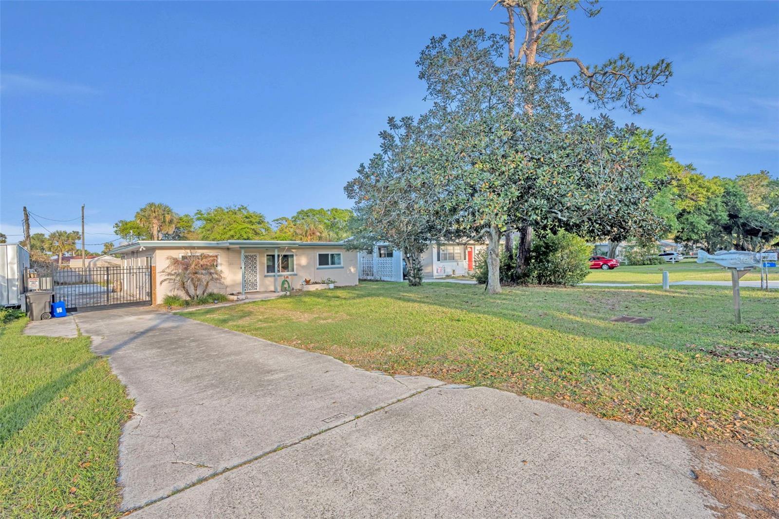 715 ALCAZAR AVE, ORMOND BEACH, FL, 32174