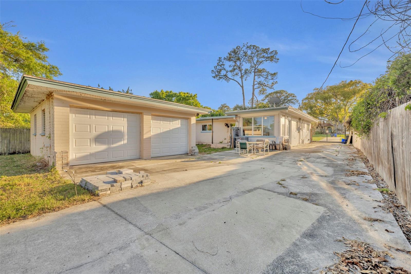 715 ALCAZAR AVE, ORMOND BEACH, FL, 32174