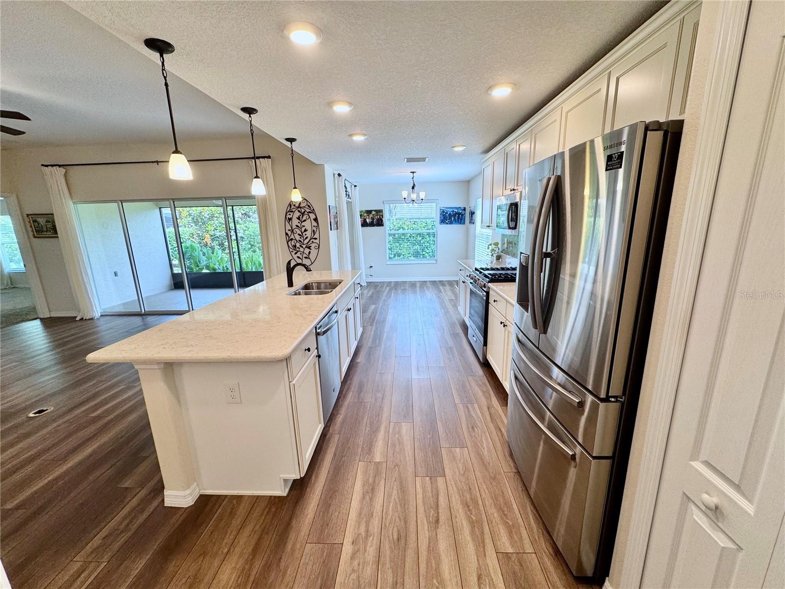 3690 ARLINGTON RIDGE BLVD, LEESBURG, FL, 34748