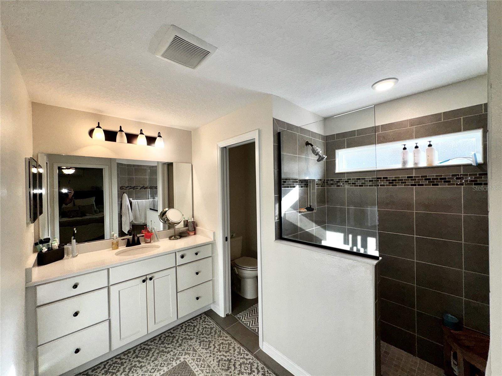 3690 ARLINGTON RIDGE BLVD, LEESBURG, FL, 34748