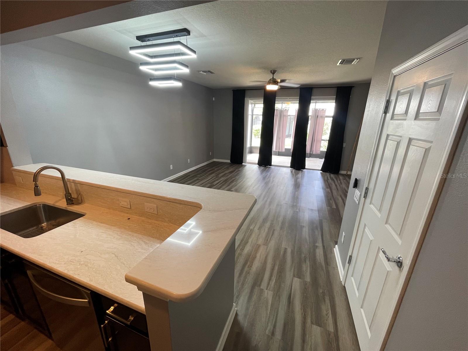 10212 WESTPARK PRESERVE BLVD, TAMPA, FL, 33625
