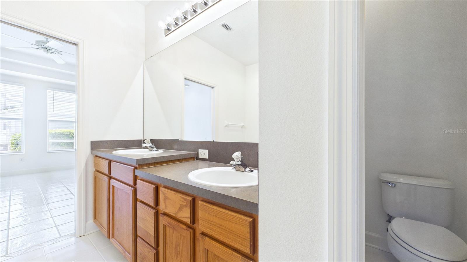 10024 NEW PARKE RD, TAMPA, FL, 33626