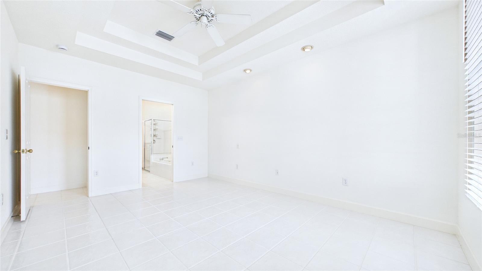 10024 NEW PARKE RD, TAMPA, FL, 33626