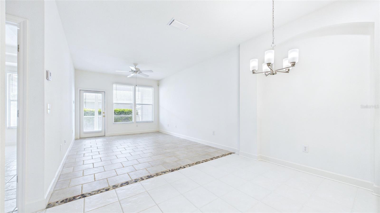 10024 NEW PARKE RD, TAMPA, FL, 33626