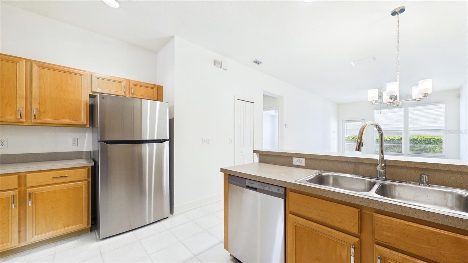 10024 NEW PARKE RD, TAMPA, FL, 33626