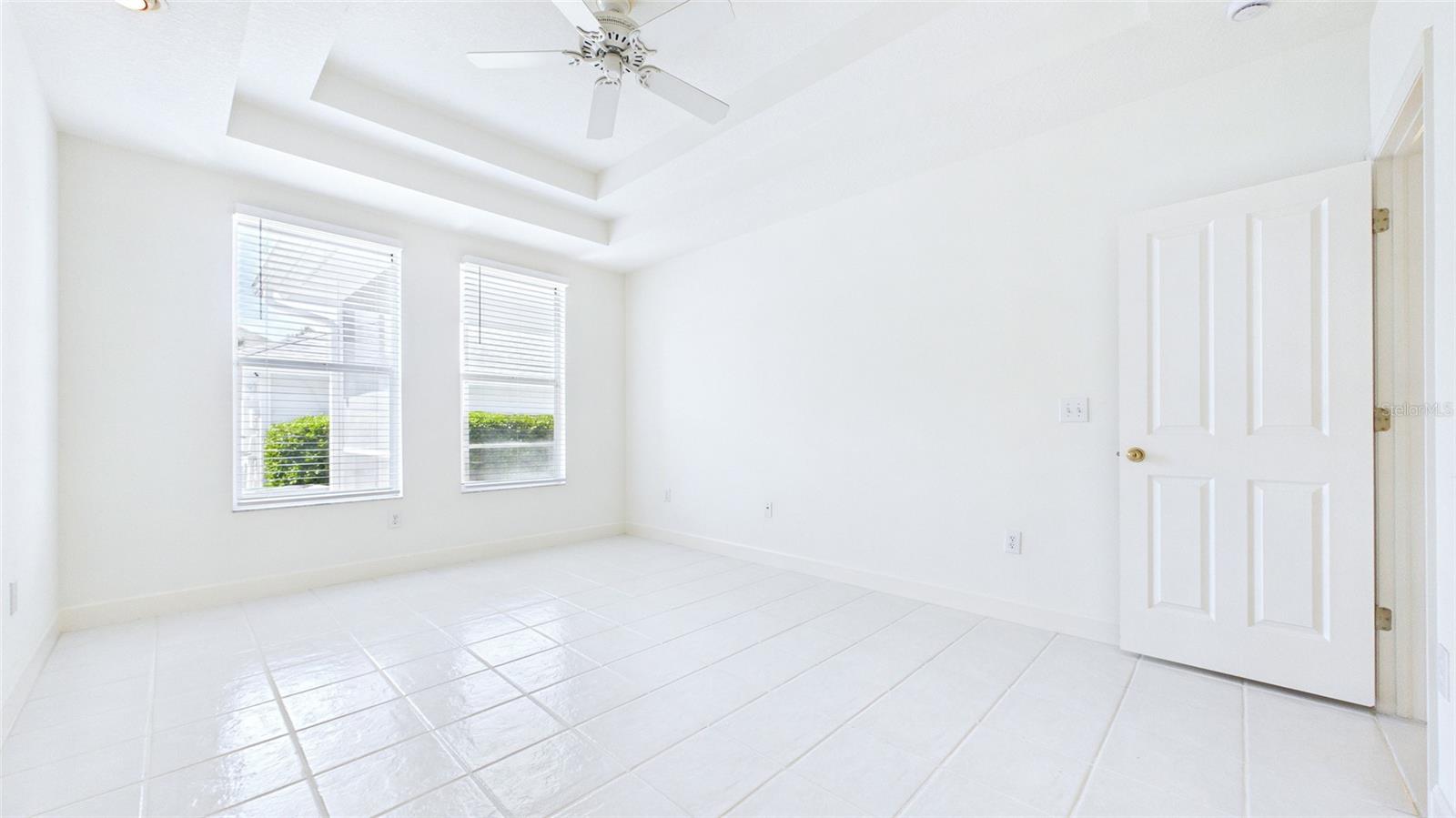 10024 NEW PARKE RD, TAMPA, FL, 33626