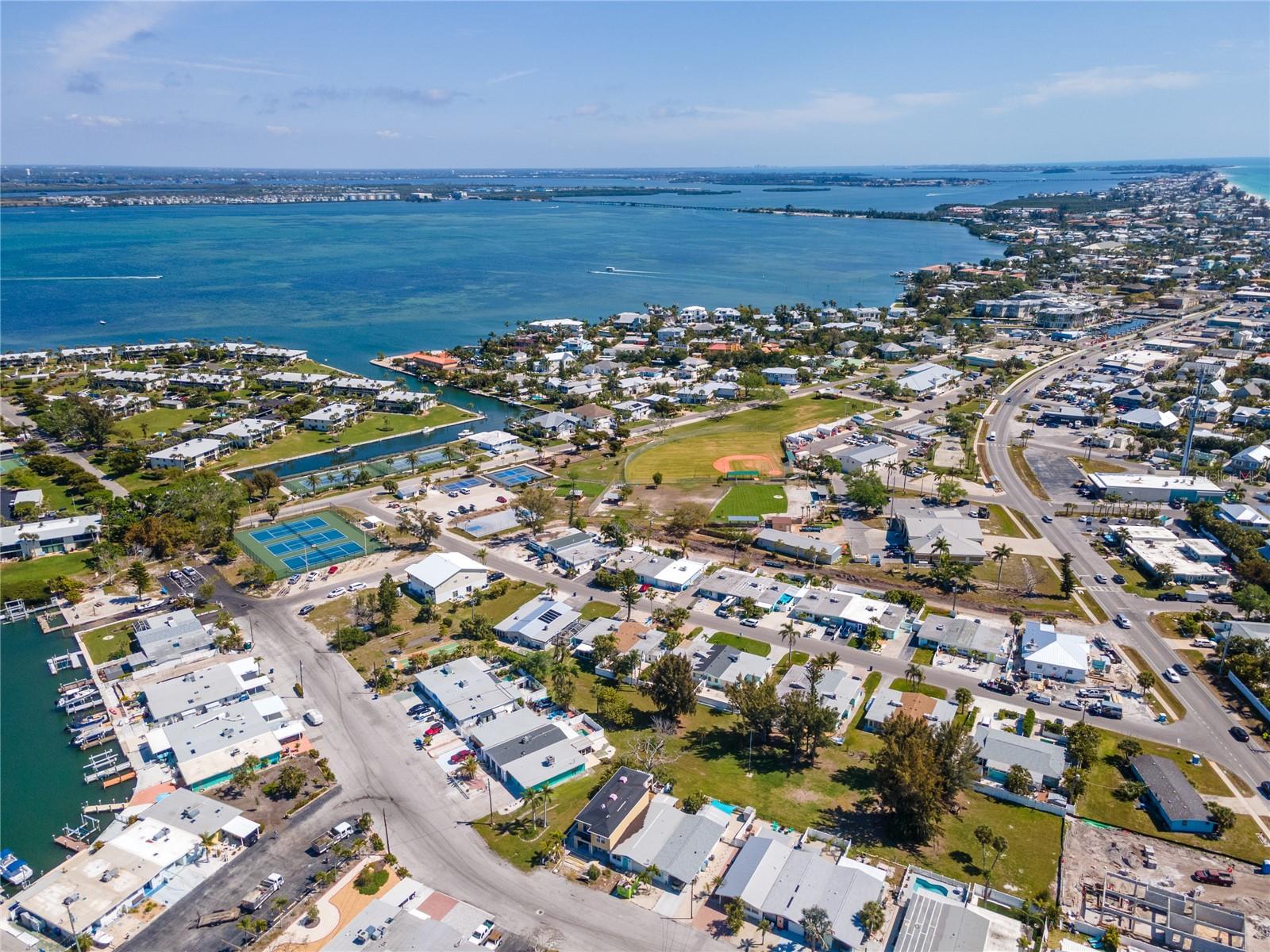 441 63RD ST, HOLMES BEACH, FL, 34217