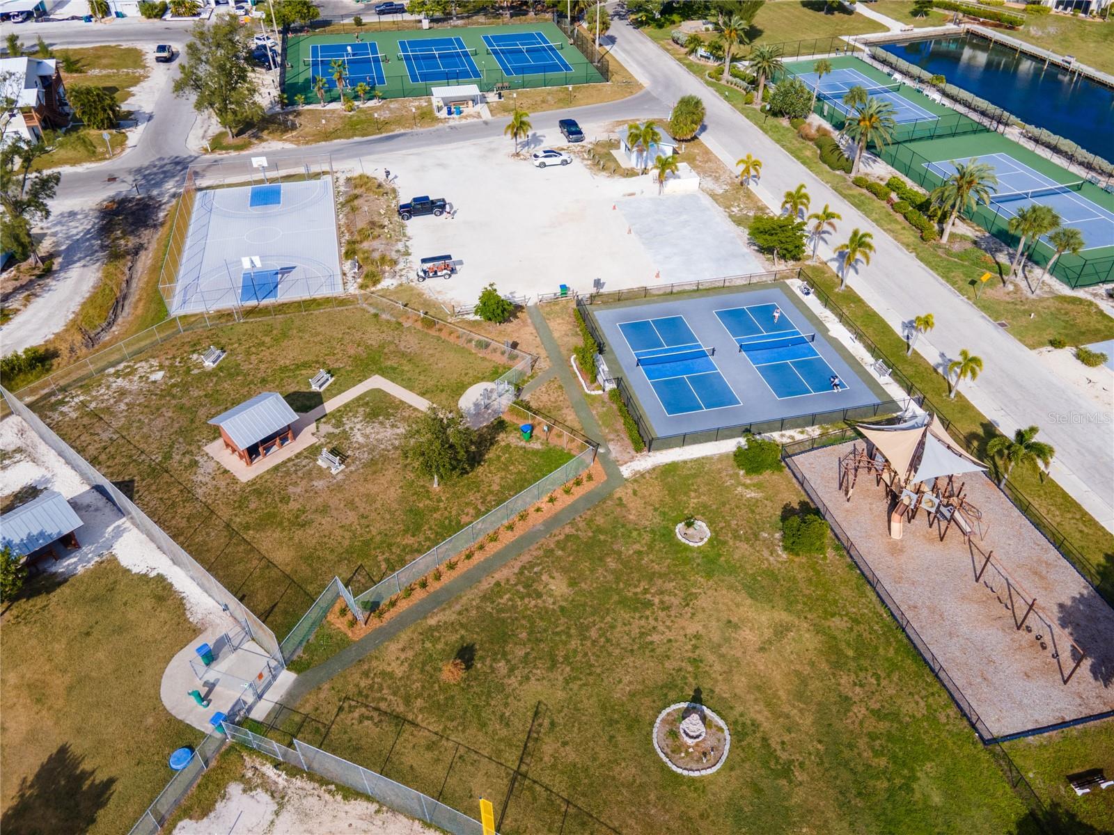 441 63RD ST, HOLMES BEACH, FL, 34217