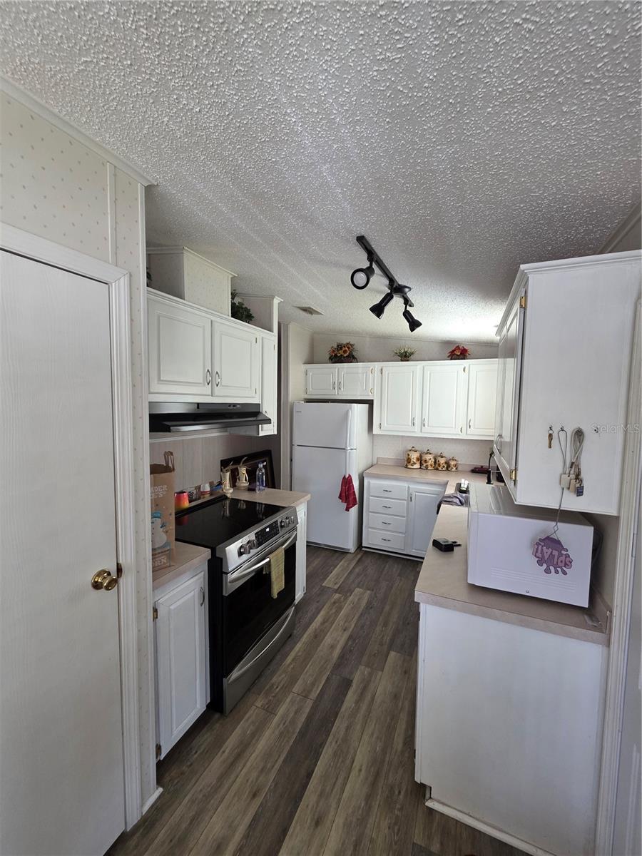 340 CANAL WAY, OLDSMAR, FL, 34677