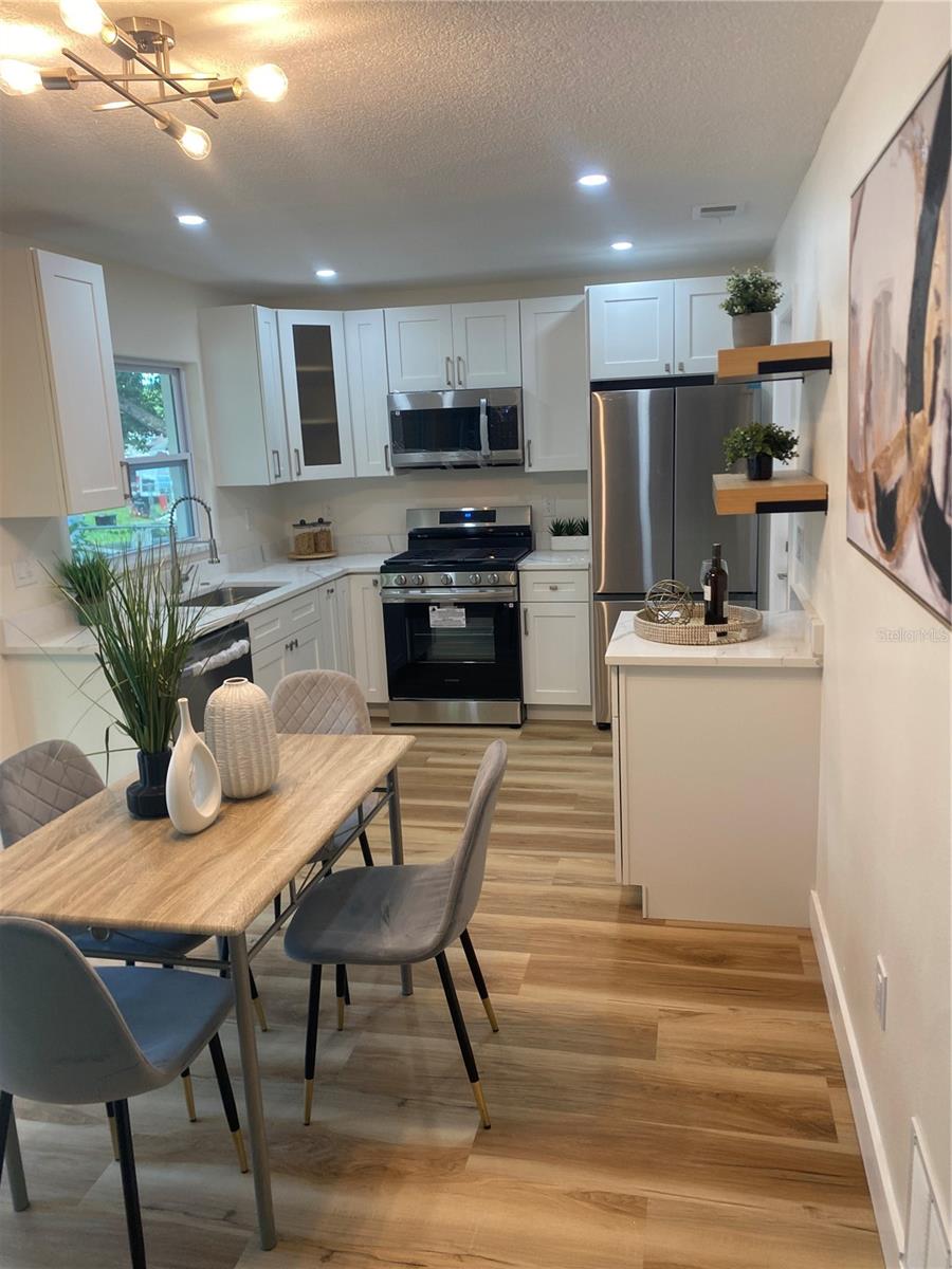 214 N ALDERWOOD ST, WINTER SPRINGS, FL, 32708