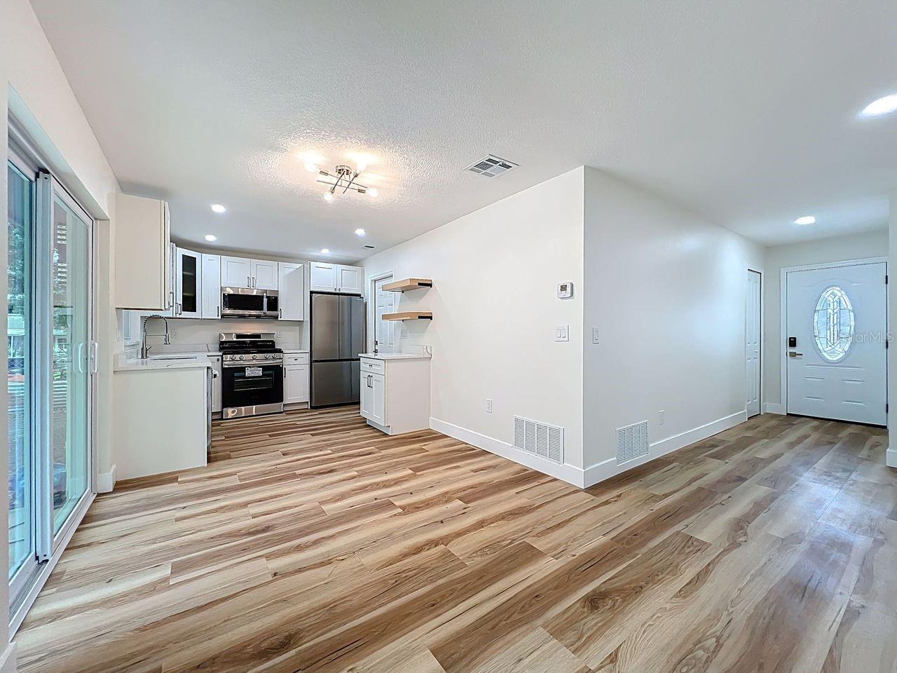 214 N ALDERWOOD ST, WINTER SPRINGS, FL, 32708