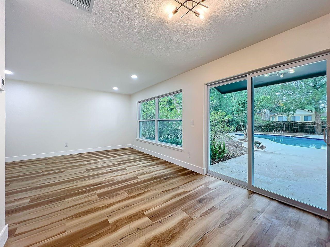 214 N ALDERWOOD ST, WINTER SPRINGS, FL, 32708