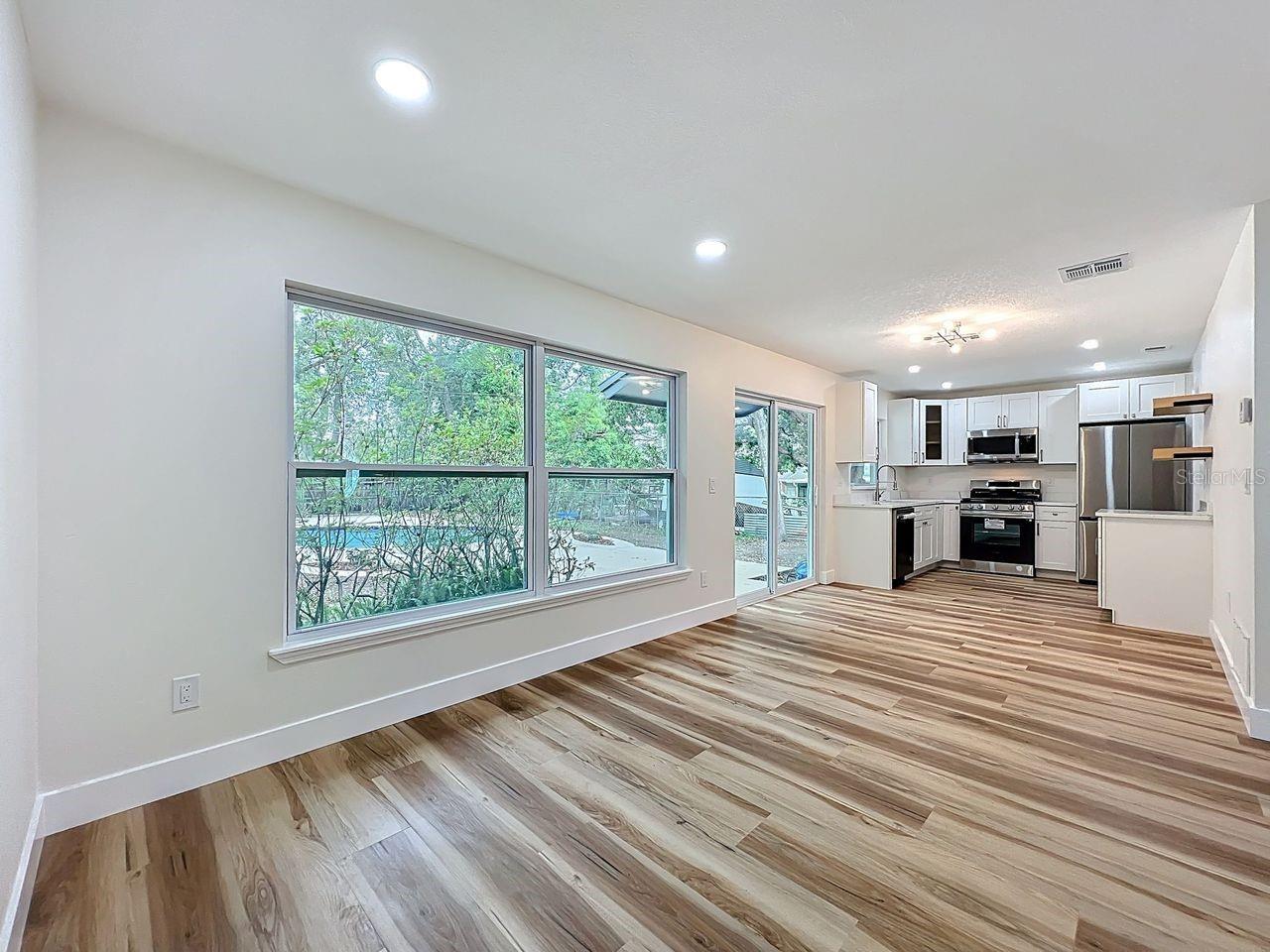 214 N ALDERWOOD ST, WINTER SPRINGS, FL, 32708