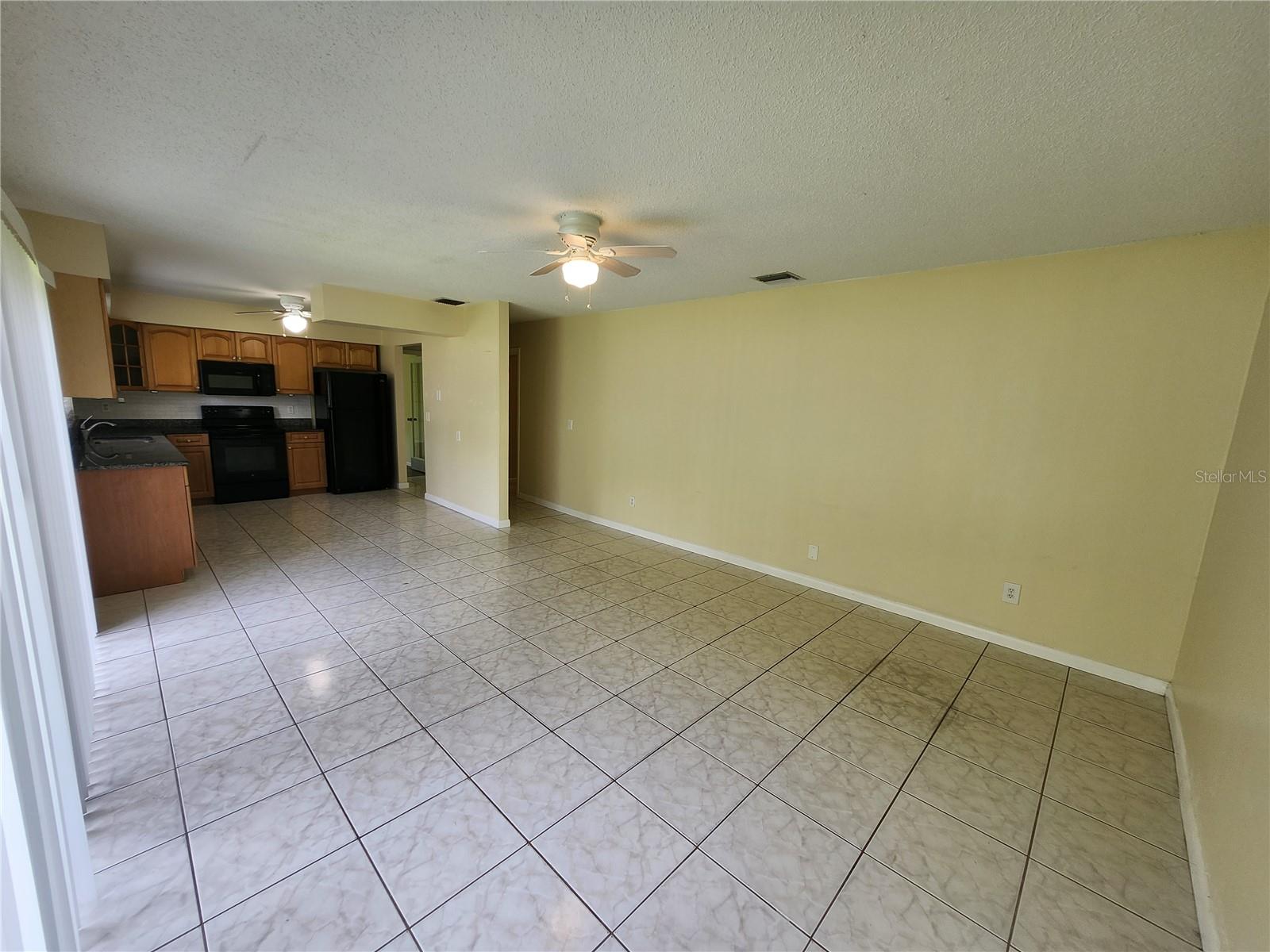 4913 ROCKLEDGE CIR, TAMPA, FL, 33624