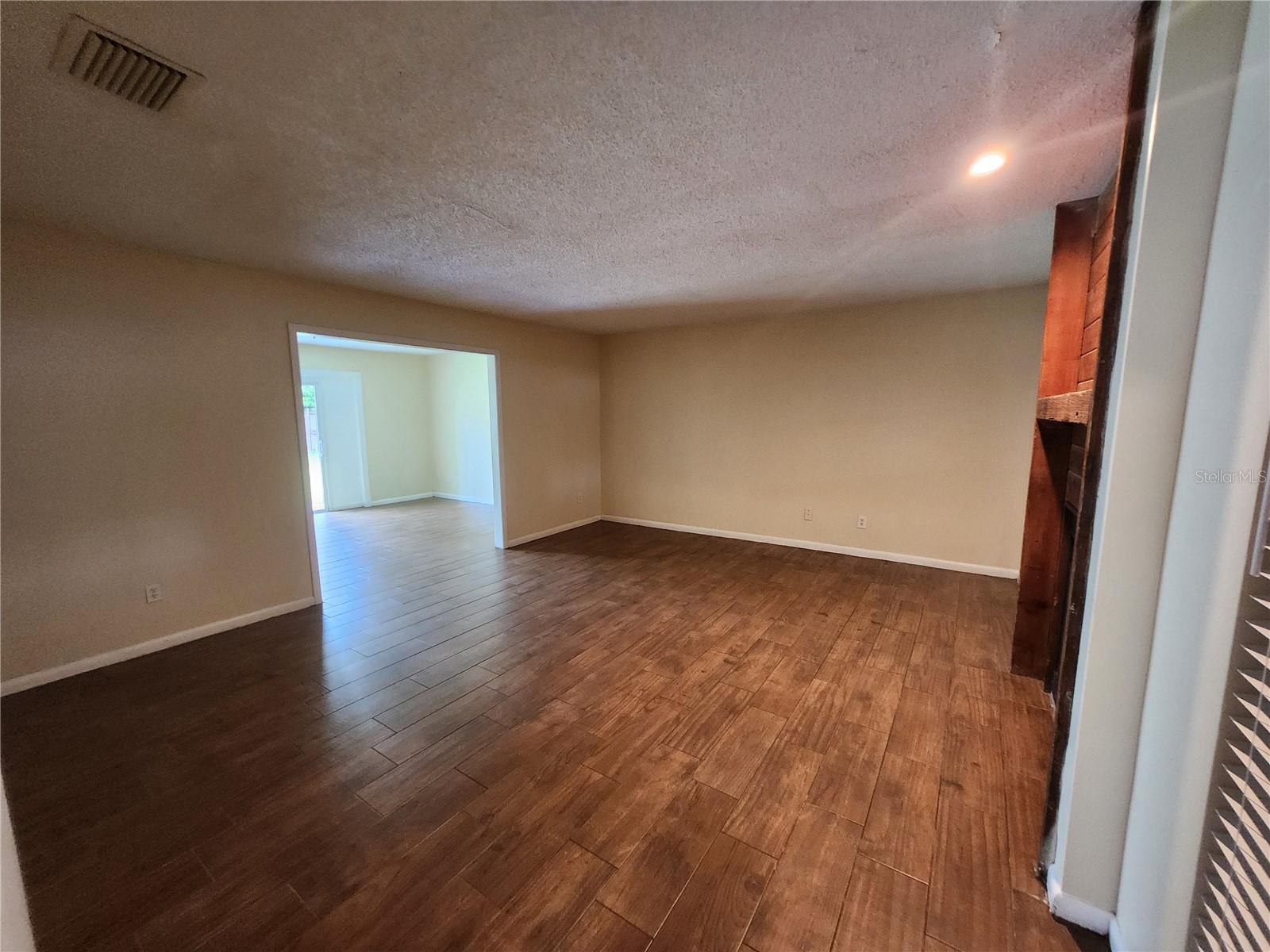 4913 ROCKLEDGE CIR, TAMPA, FL, 33624