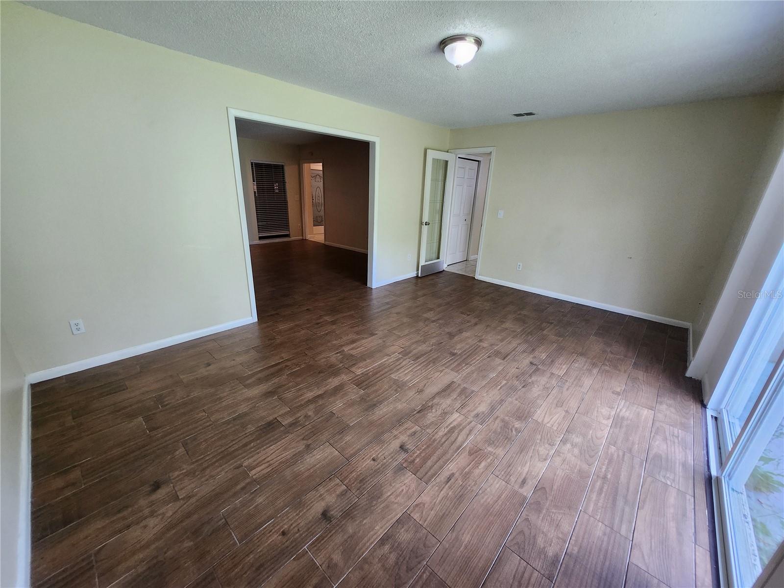 4913 ROCKLEDGE CIR, TAMPA, FL, 33624