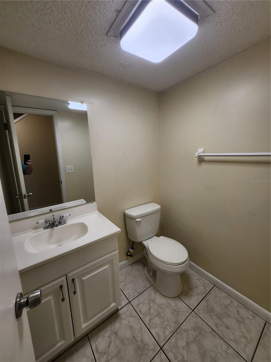 4913 ROCKLEDGE CIR, TAMPA, FL, 33624