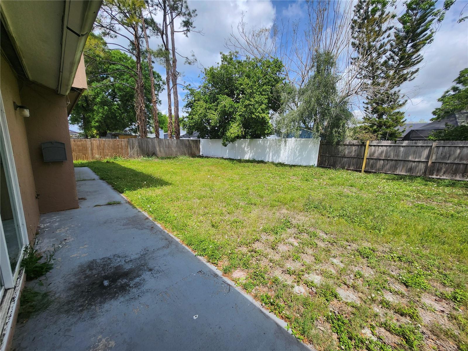 4913 ROCKLEDGE CIR, TAMPA, FL, 33624