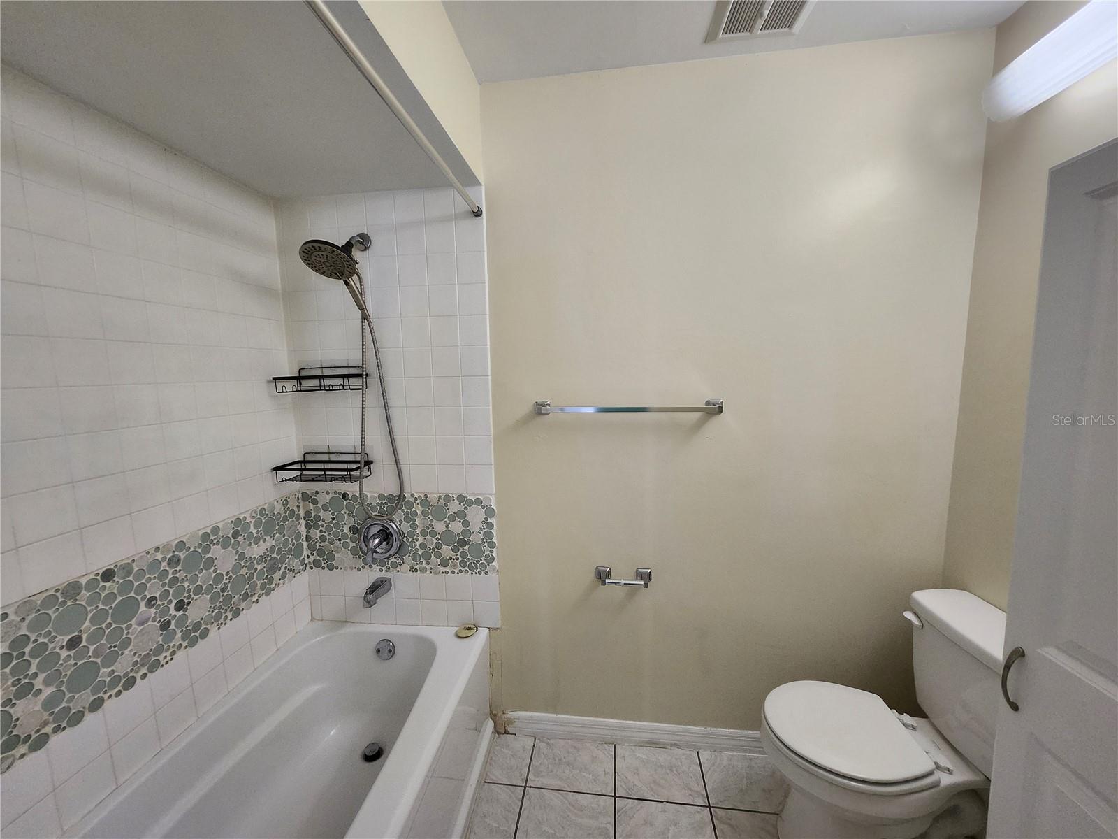 4913 ROCKLEDGE CIR, TAMPA, FL, 33624