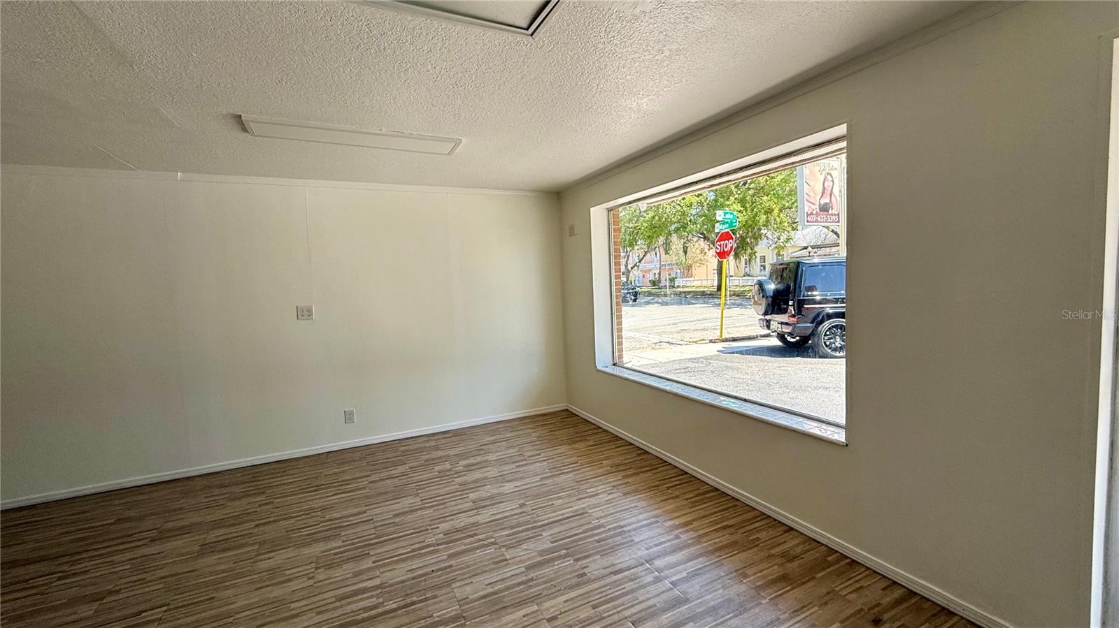 820 N MAIN ST #B, KISSIMMEE, FL, 34744