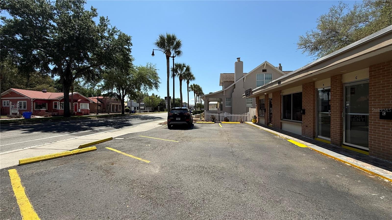 820 N MAIN ST #B, KISSIMMEE, FL, 34744
