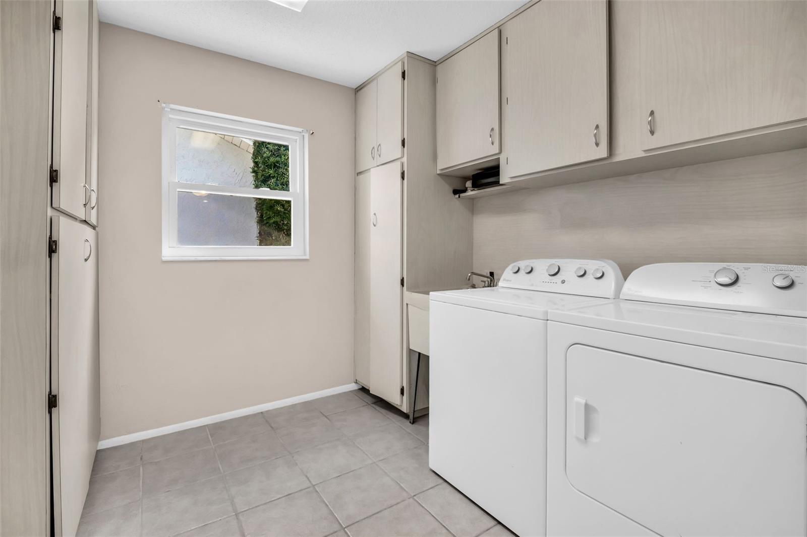 2938 MACALPIN DR W, PALM HARBOR, FL, 34684