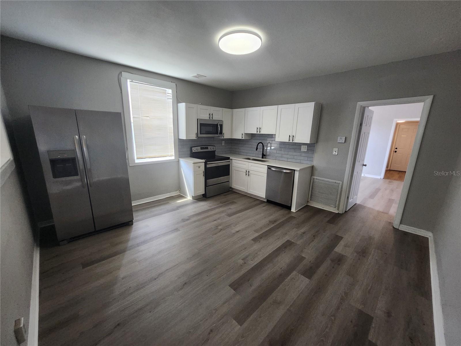 2406 E CLARK ST #A, TAMPA, FL, 33605