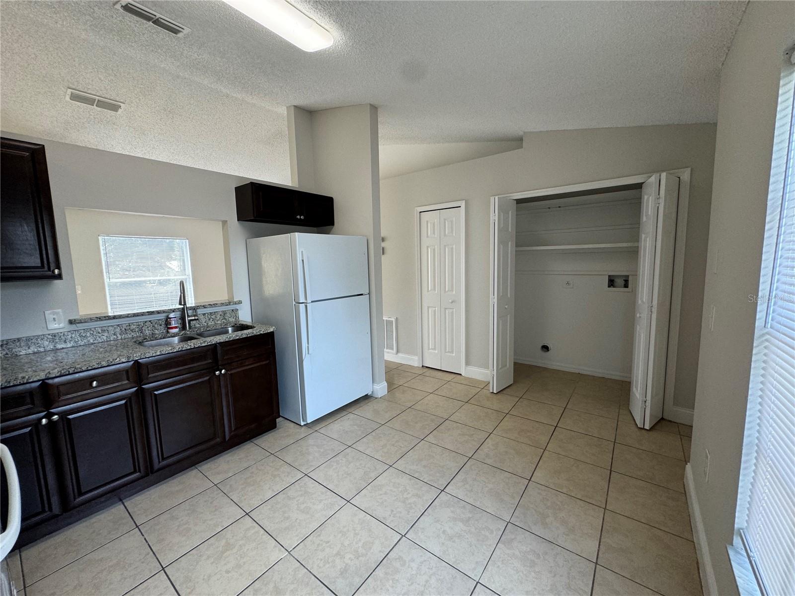 2725 WINDSOR HEIGHTS ST, DELTONA, FL, 32738