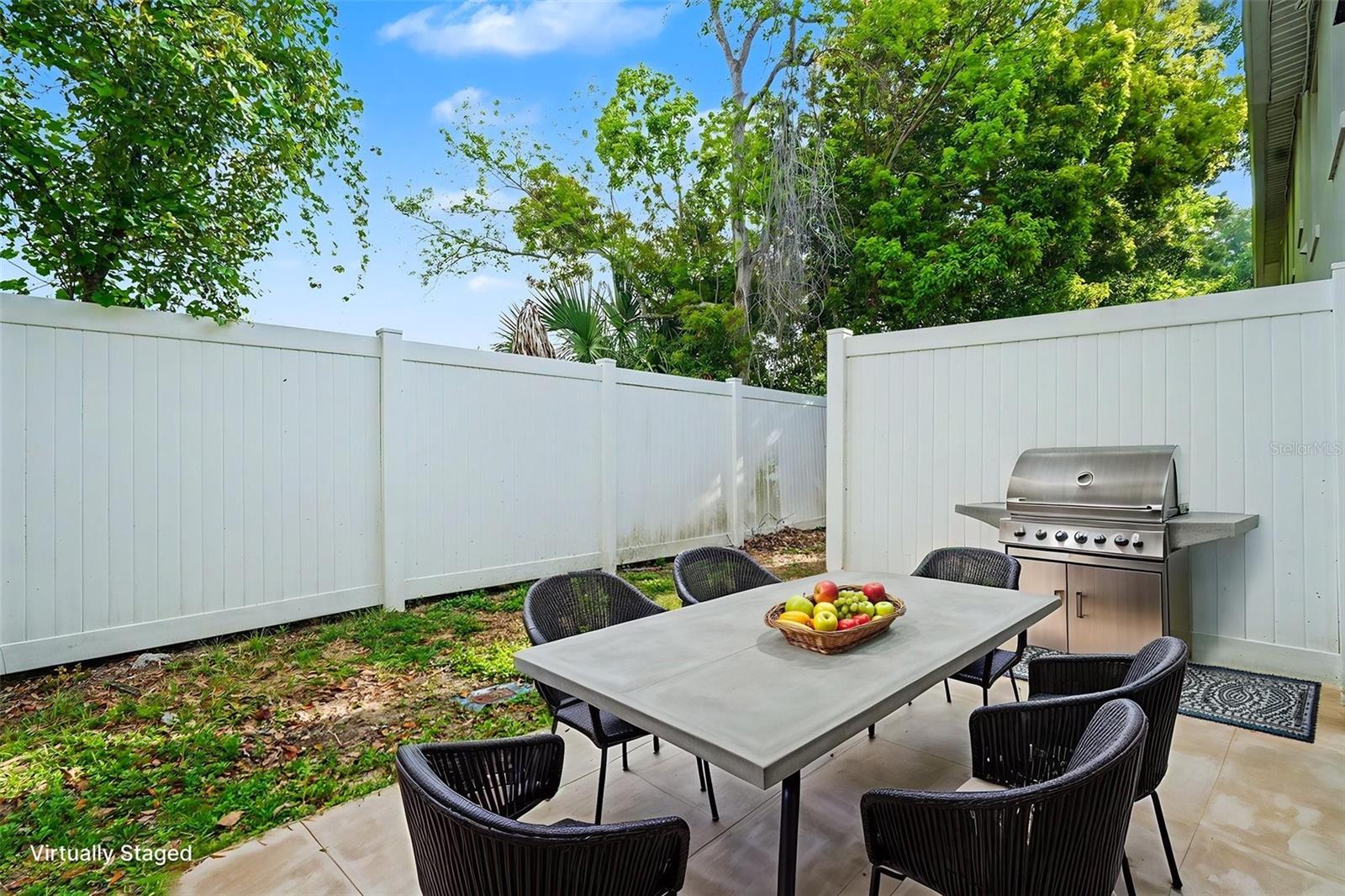 37306 EMBASSY PARK LN, DADE CITY, FL, 33525