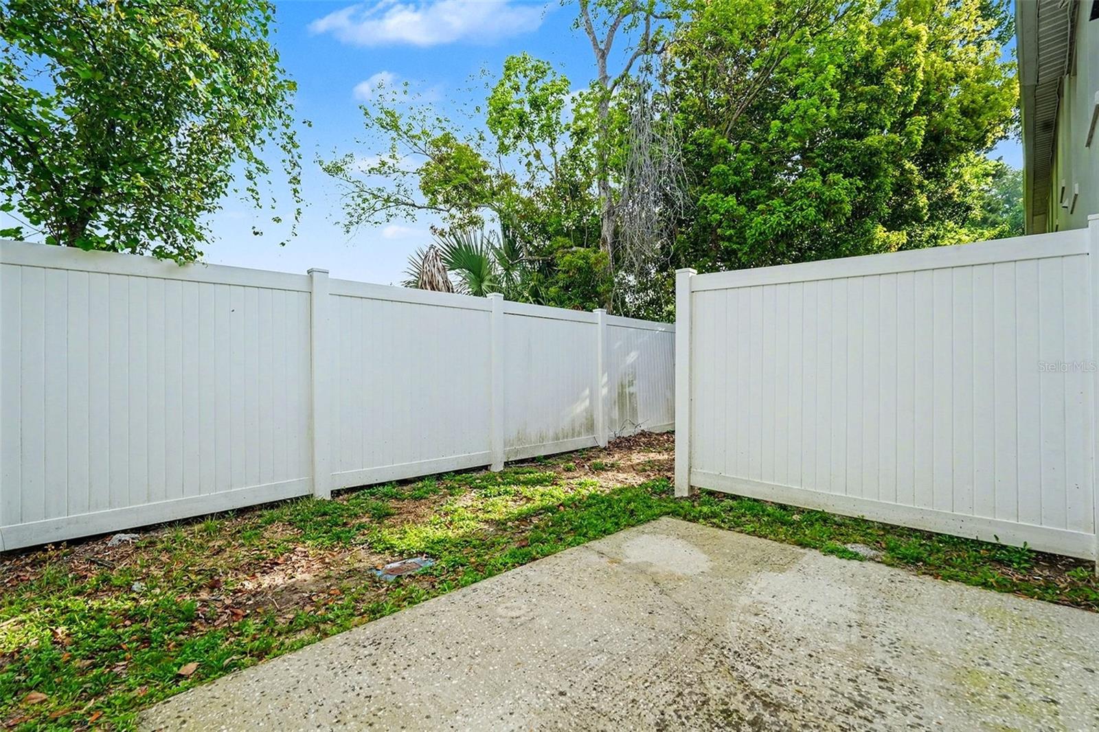 37306 EMBASSY PARK LN, DADE CITY, FL, 33525