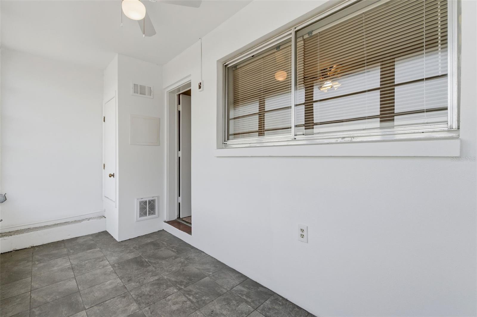 1257 DREW ST #14, CLEARWATER, FL, 33755