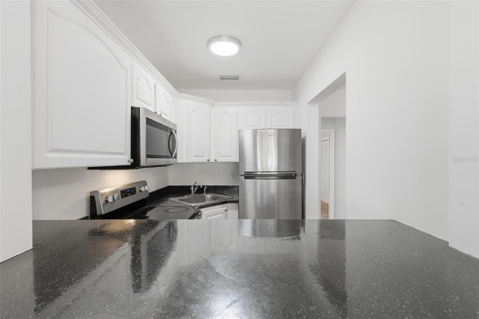 1257 DREW ST #14, CLEARWATER, FL, 33755