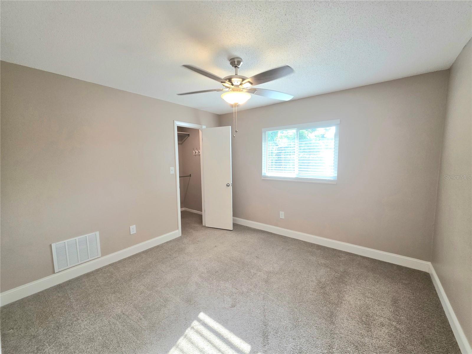 2932 E AHERN DR, ORLANDO, FL, 32817