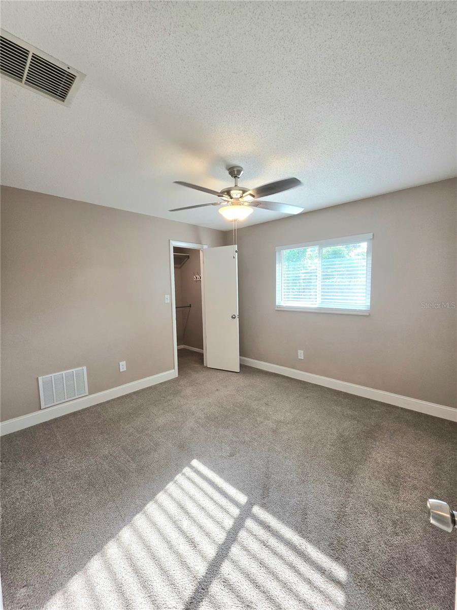 2932 E AHERN DR, ORLANDO, FL, 32817