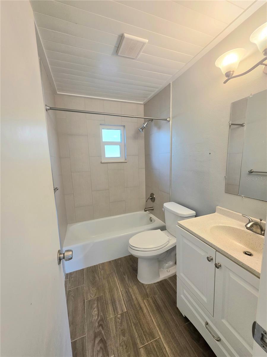 2932 E AHERN DR, ORLANDO, FL, 32817