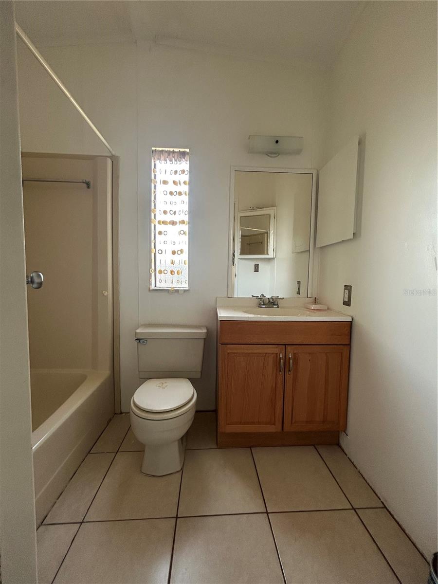 6423 OLD OAK AVE, SEBRING, FL, 33876