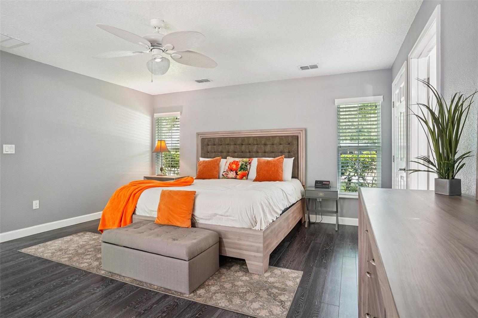 327 S LAKEVIEW AVE, WINTER GARDEN, FL, 34787