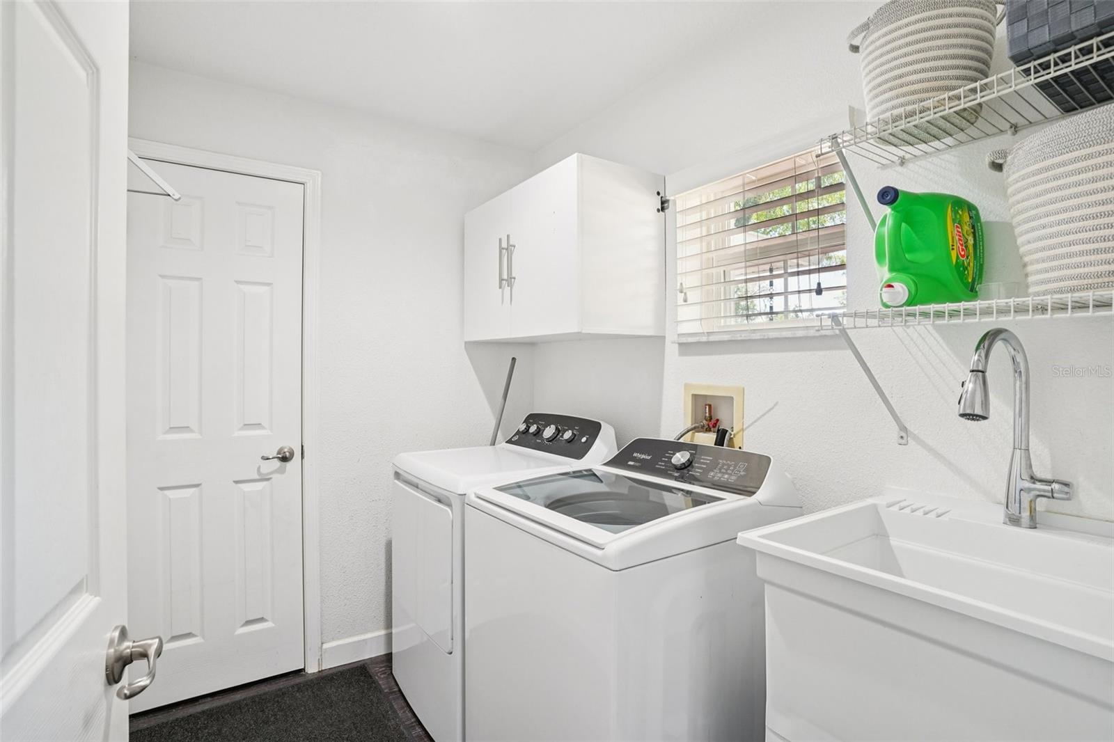 327 S LAKEVIEW AVE, WINTER GARDEN, FL, 34787