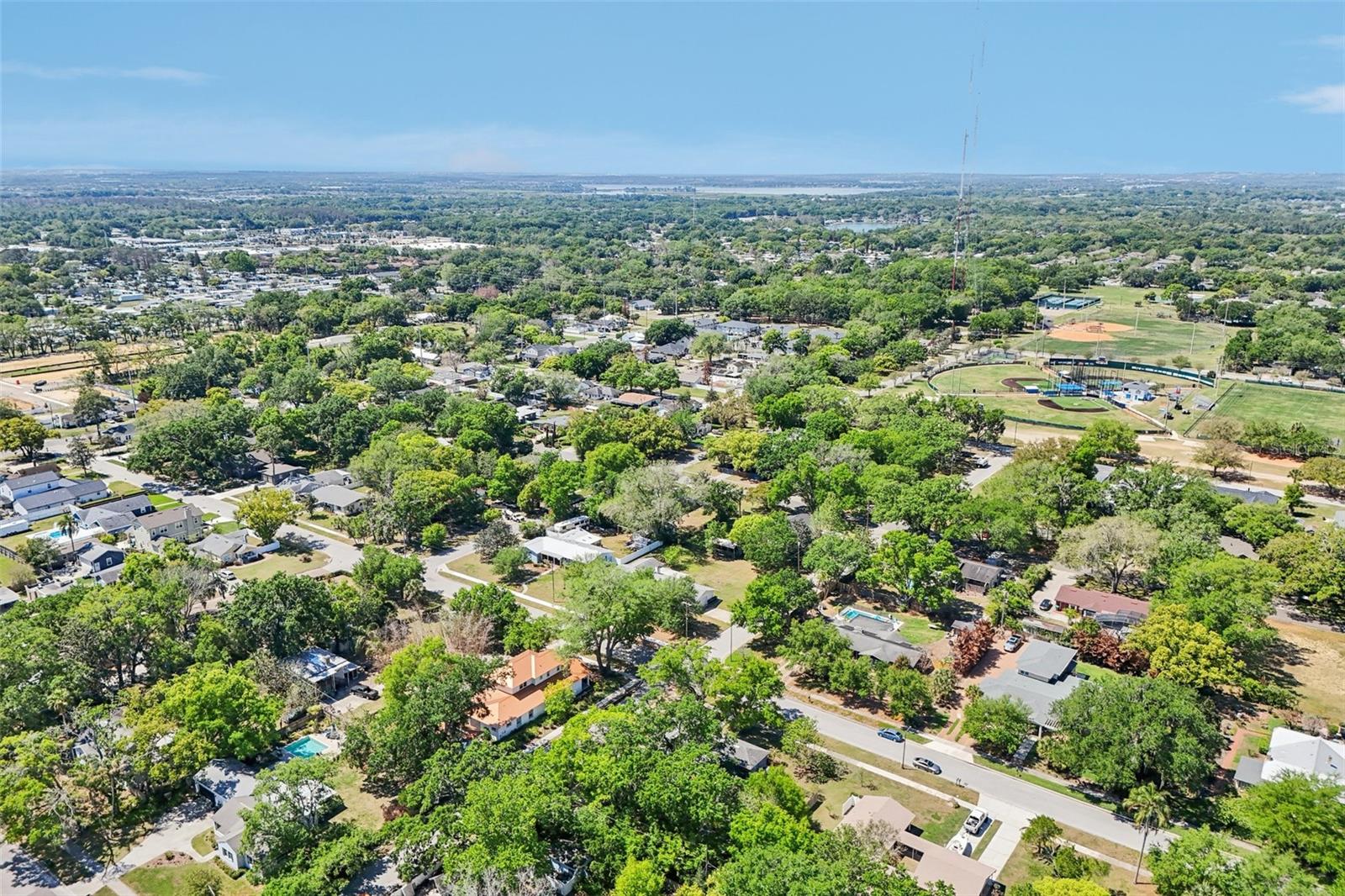 327 S LAKEVIEW AVE, WINTER GARDEN, FL, 34787