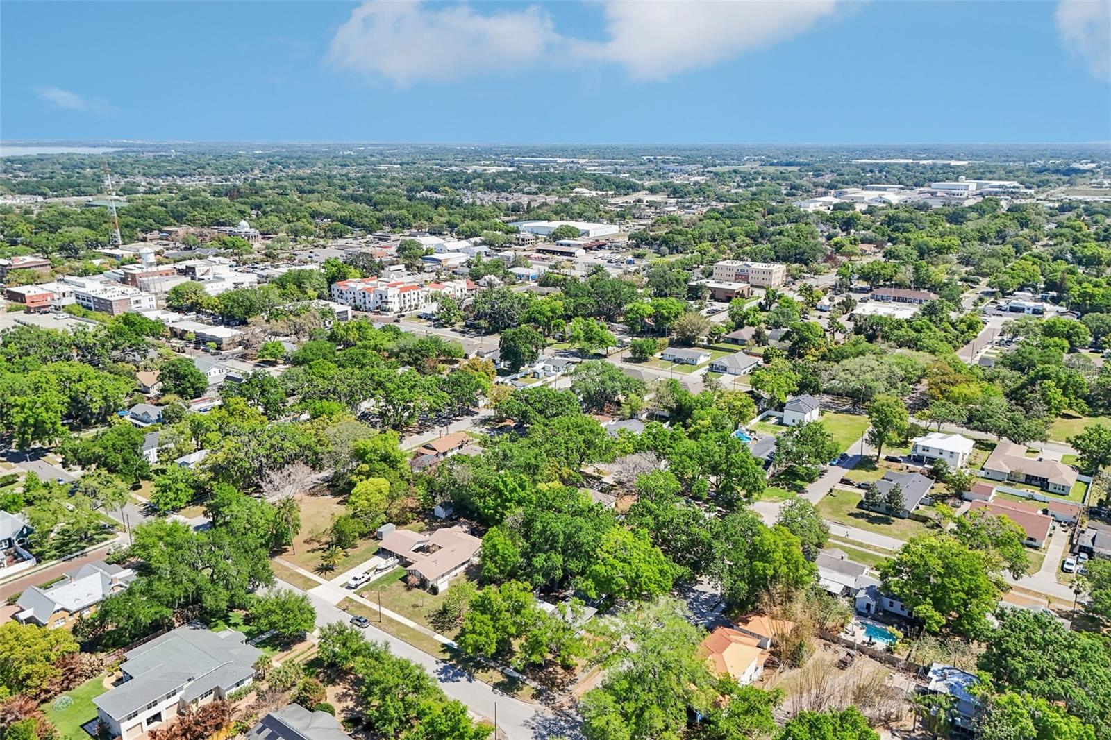 327 S LAKEVIEW AVE, WINTER GARDEN, FL, 34787