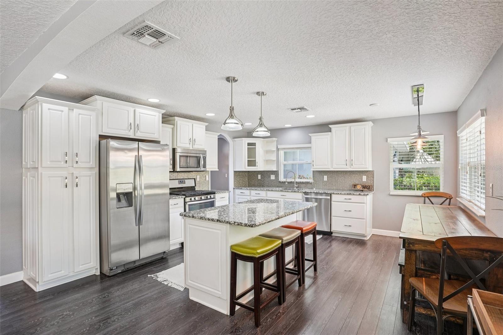 327 S LAKEVIEW AVE, WINTER GARDEN, FL, 34787