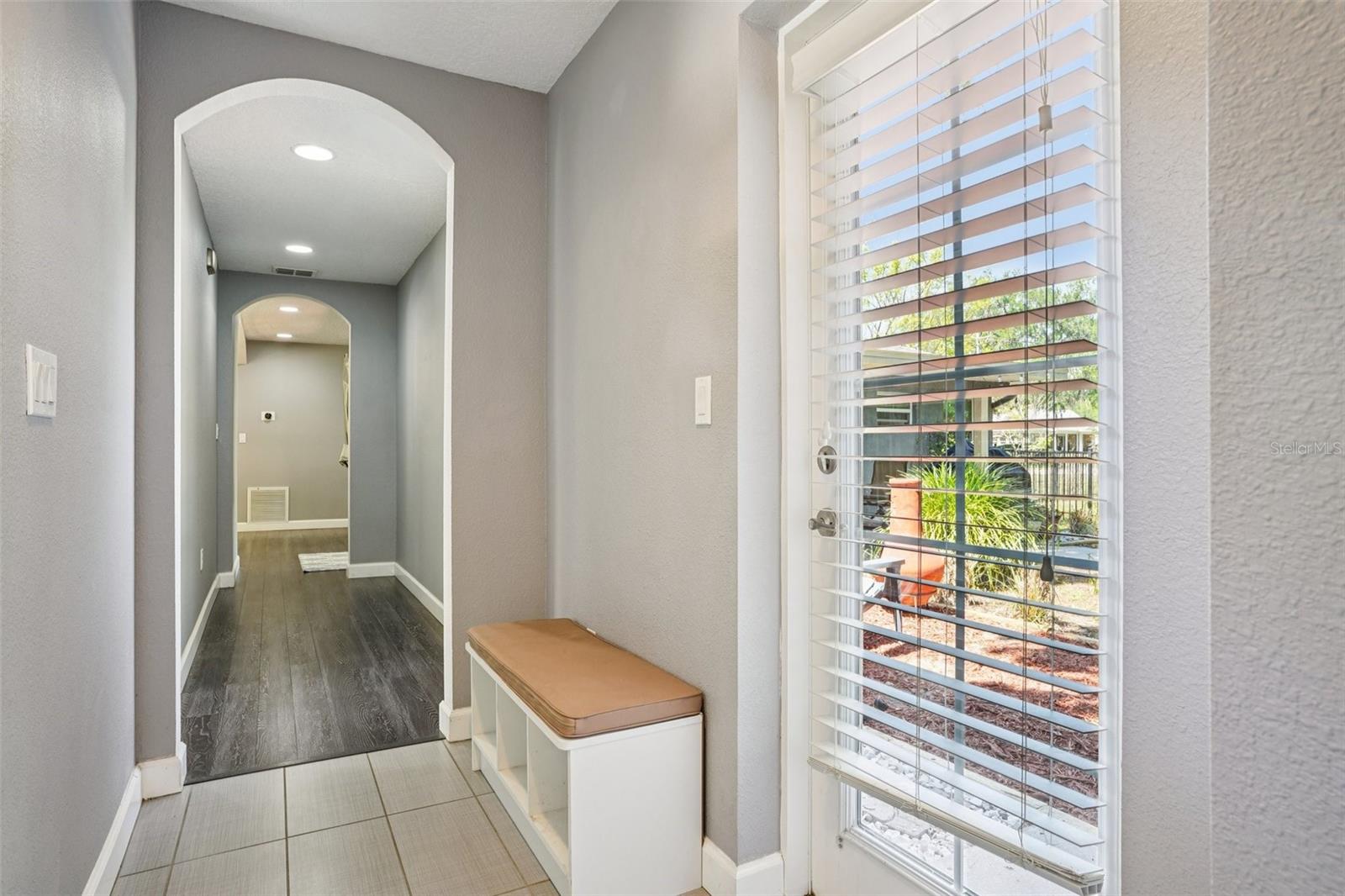 327 S LAKEVIEW AVE, WINTER GARDEN, FL, 34787