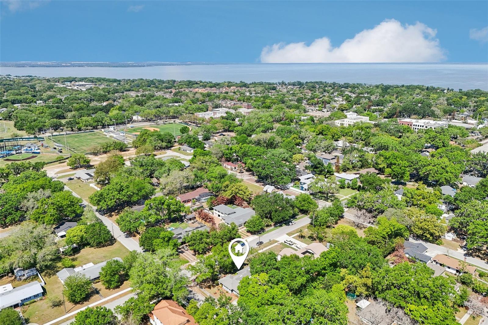 327 S LAKEVIEW AVE, WINTER GARDEN, FL, 34787