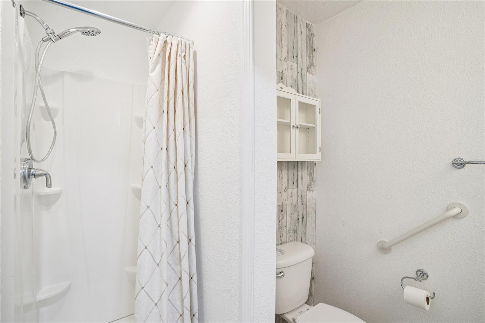 327 S LAKEVIEW AVE, WINTER GARDEN, FL, 34787